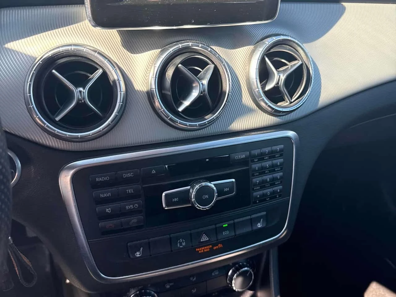 Mercedes-Benz CLA 250 * CARFAX * ОПЦИЯ ЗА ФИНАНСИРАНЕ, снимка 9 - Автомобили и джипове - 56227786