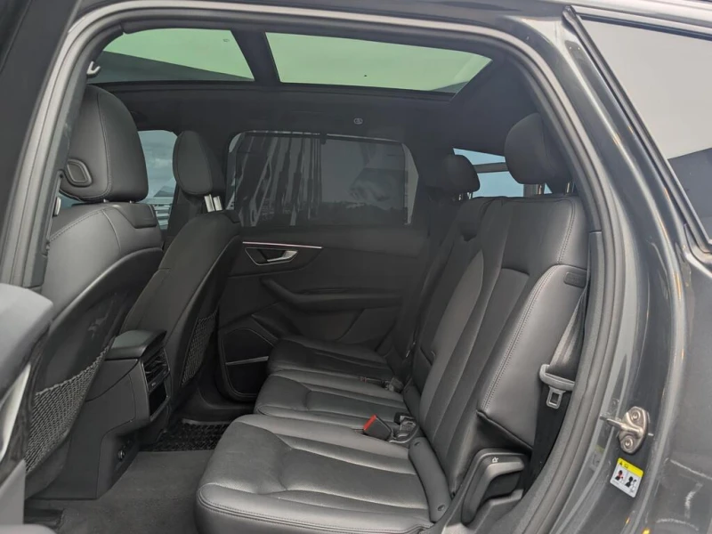 Audi Q7 55TFSI Technik* Black Optics* CARFAX* Без инцидент, снимка 9 - Автомобили и джипове - 52698532