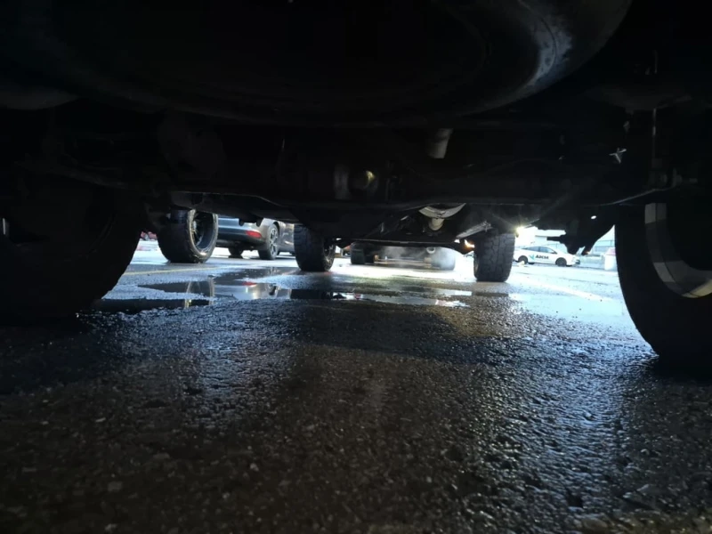 Dodge RAM 1500 * SPORT CREW CAB STD BED * CARFAX * БЕЗ ПЪРВОНАЧАЛ, снимка 16 - Автомобили и джипове - 53098294