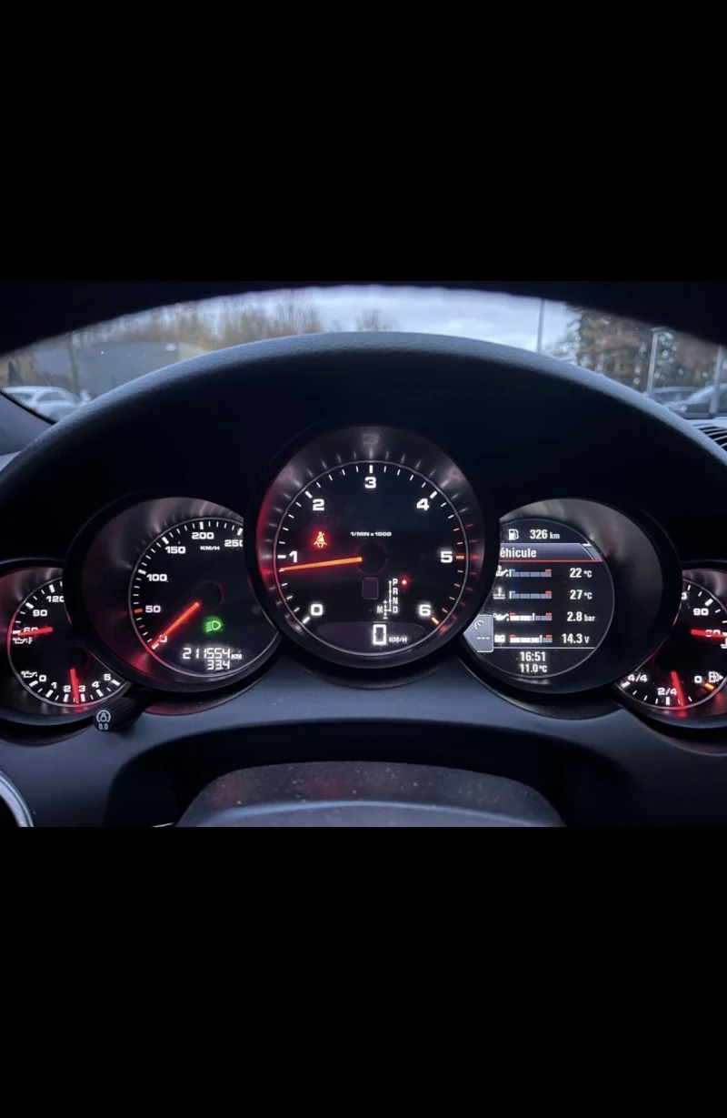 Porsche Cayenne 3.0 diesel, снимка 9 - Автомобили и джипове - 53401272