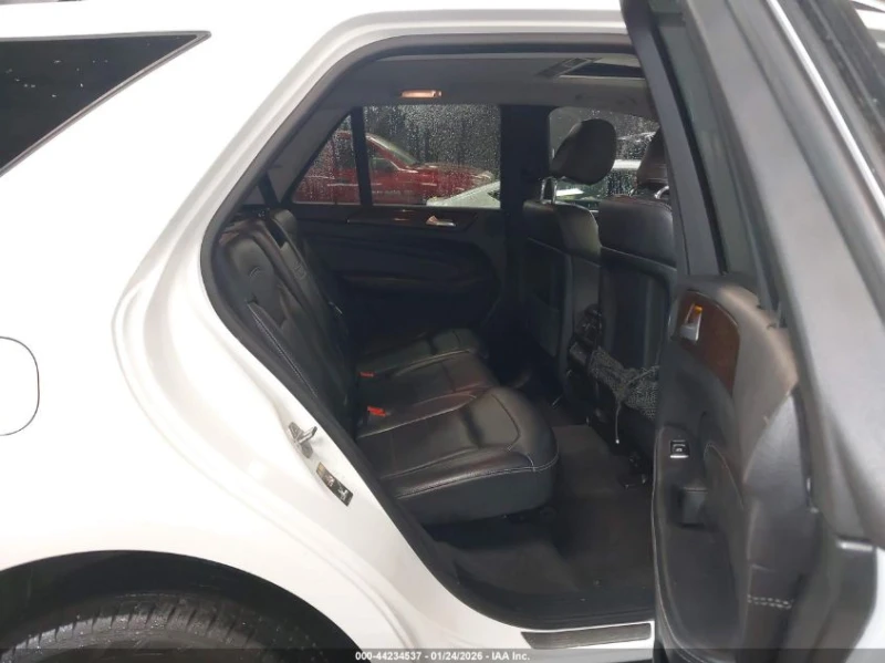 Mercedes-Benz ML 350 3.5l 4Matic, снимка 8 - Автомобили и джипове - 53592293