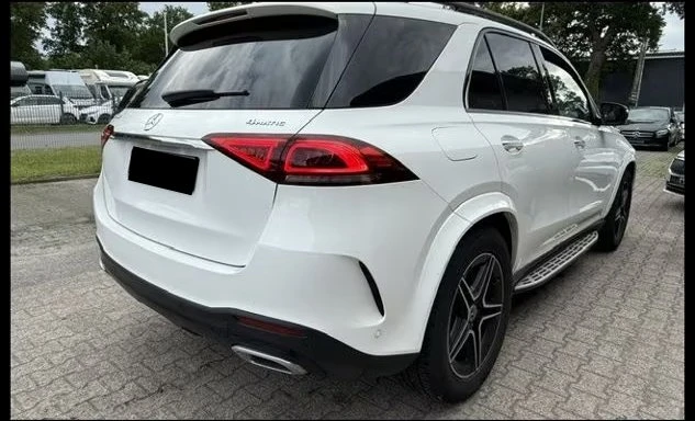Mercedes-Benz GLE 350 d/HEAD-UP/PANO/CAM/AMBI/NAVI/AMG, снимка 4 - Автомобили и джипове - 55037751