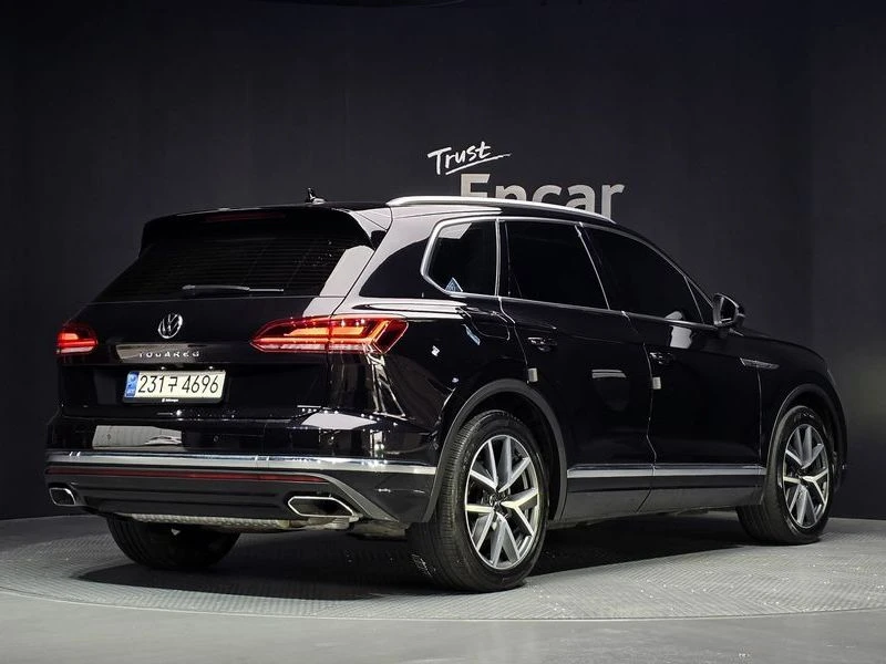 VW Touareg 3.0 Automatic, снимка 2 - Автомобили и джипове - 55730522