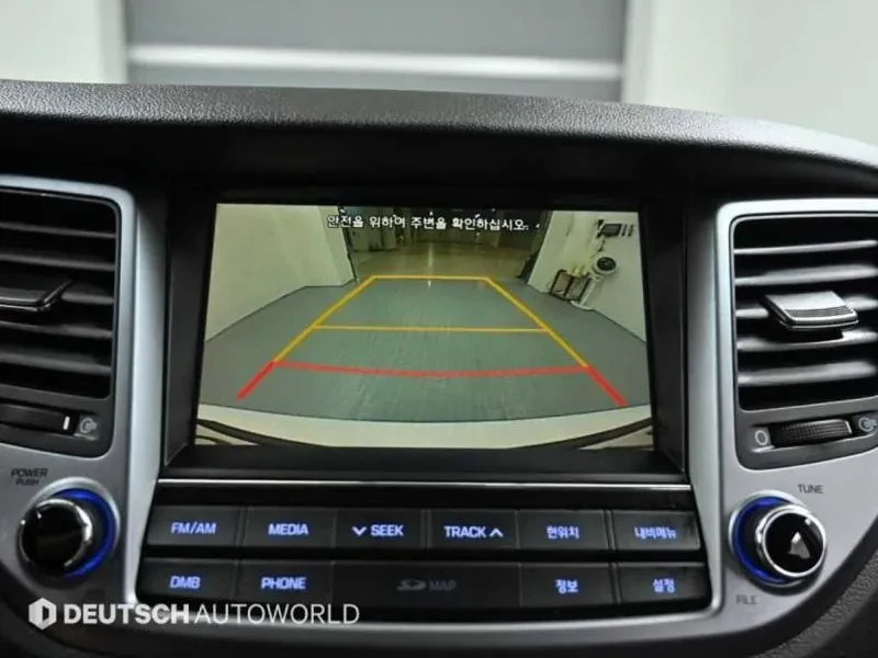 Hyundai Tucson 2.0 4WD STYLE SPECIAL, снимка 15 - Автомобили и джипове - 55733127