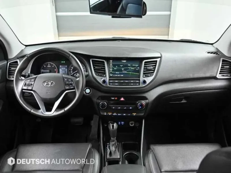 Hyundai Tucson 2.0 4WD STYLE SPECIAL, снимка 7 - Автомобили и джипове - 55733127