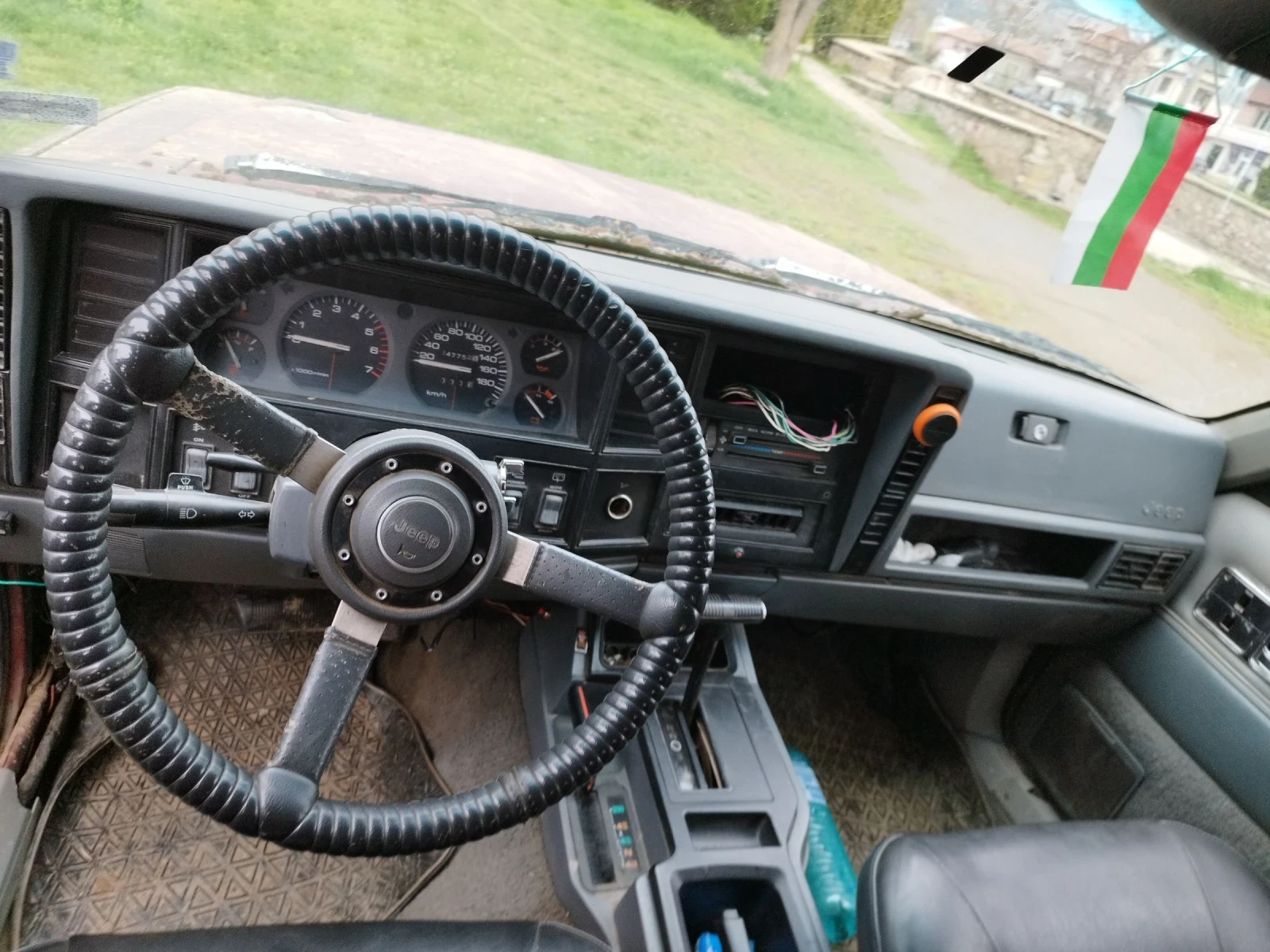 Jeep Cherokee  - изображение 9
