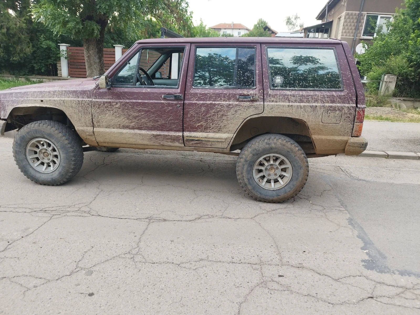 Jeep Cherokee  - изображение 5