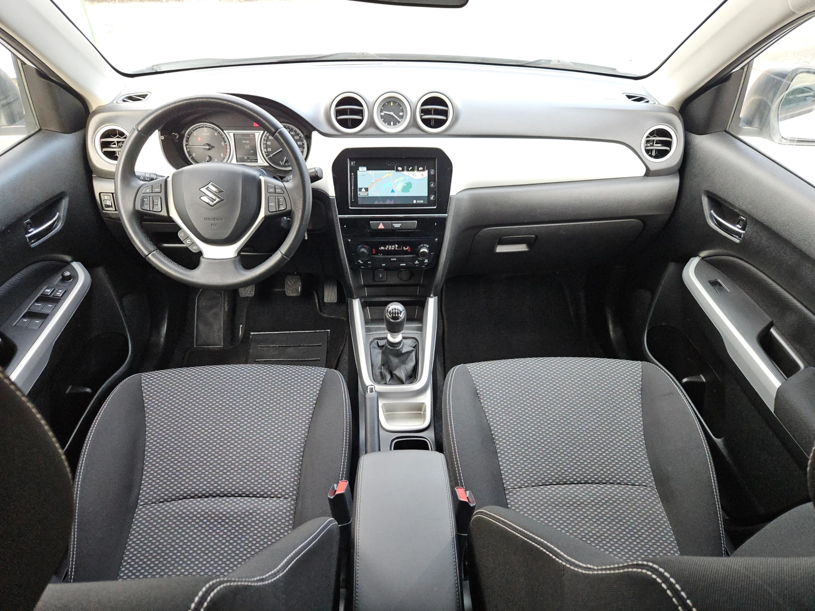 Suzuki Vitara 1.6D/6ск/LED/КАМЕРА/ACC/NAVI/БЛУТУТ/EURO 6/ТОП - изображение 10