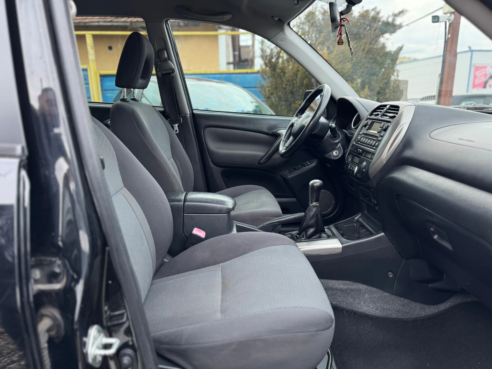 Toyota Rav4 2.0D4D* 4x4* FaceLift - изображение 10