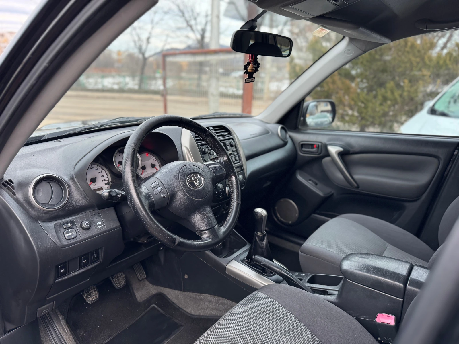 Toyota Rav4 2.0D4D* 4x4* FaceLift - изображение 7