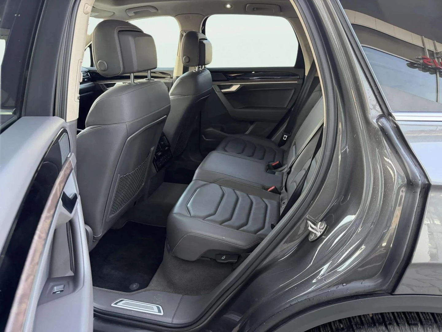 VW Touareg V6 TDI BMT 4MOTION, снимка 9 - Автомобили и джипове - 53768827