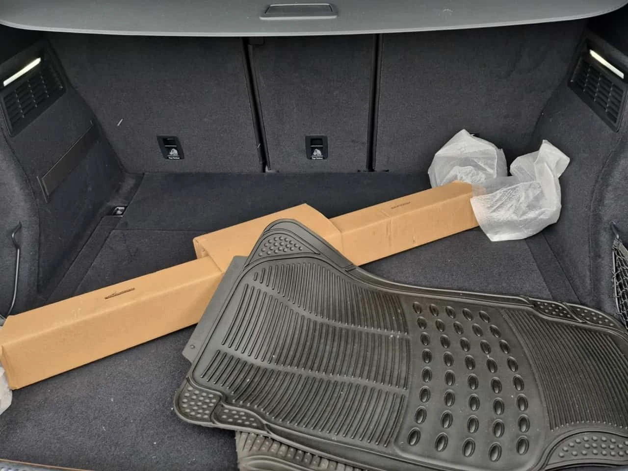 Audi Q5  Progressiv/ CARFAX/DISTRONIC/CAMERA/PANO/NAVI, снимка 11 - Автомобили и джипове - 53953958