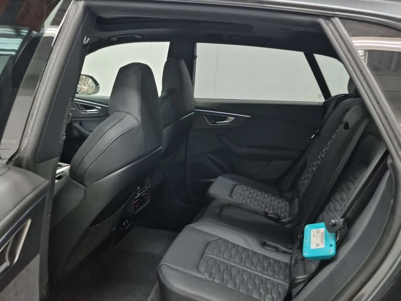 Audi RSQ8 PERFORMANCE| HUD| 360| 2 �����| CARFAX|  | Mobile.bg � ����������� 13