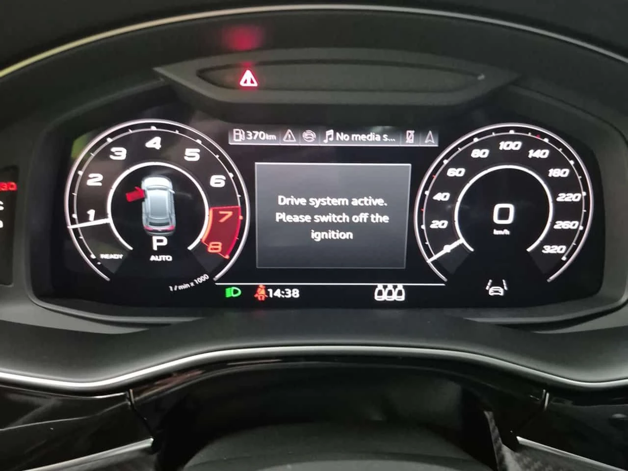 Audi RSQ8 PERFORMANCE| HUD| 360| 2 �����| CARFAX|  | Mobile.bg � ����������� 10