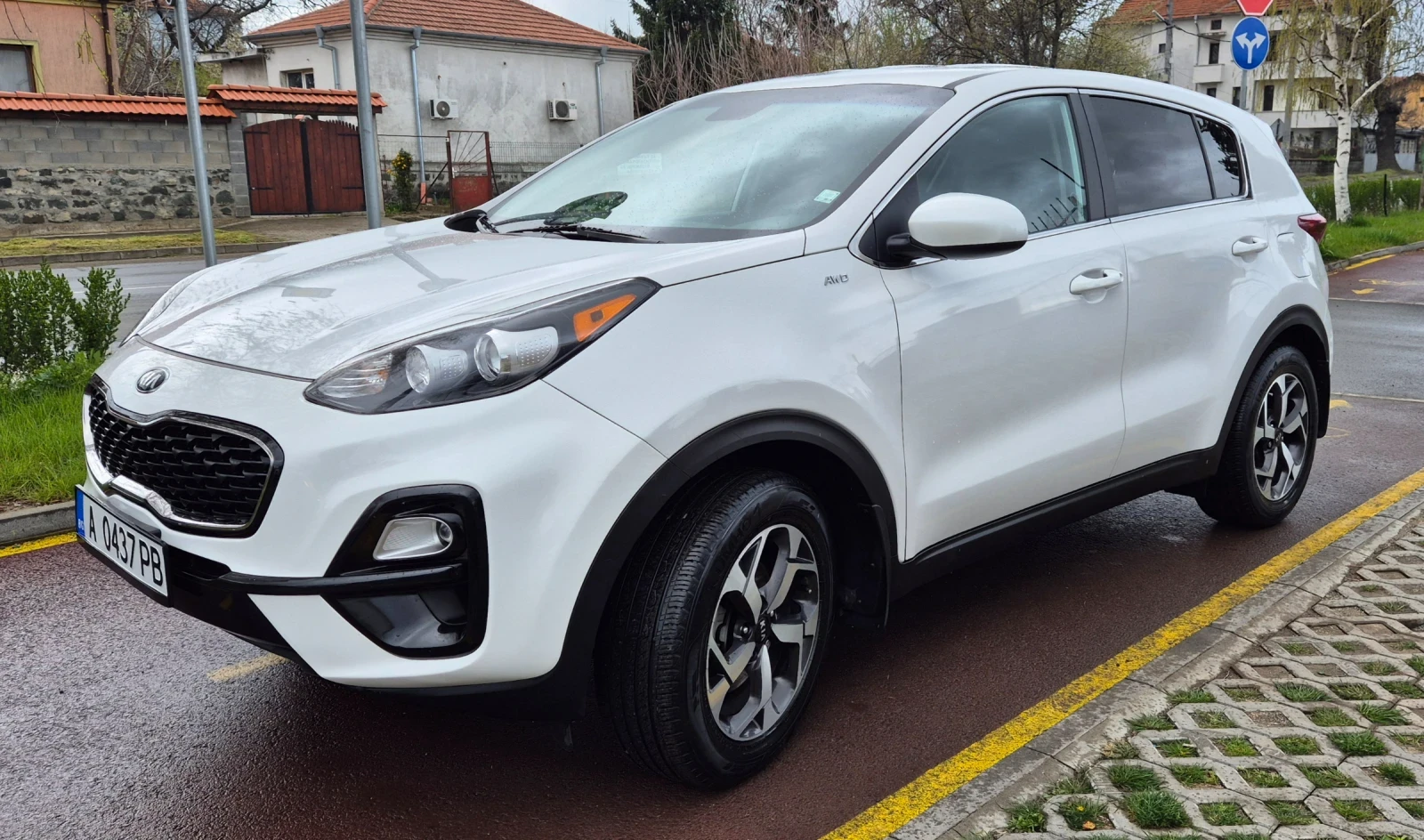 Kia Sportage 2.4, снимка 3 - Автомобили и джипове - 54580441