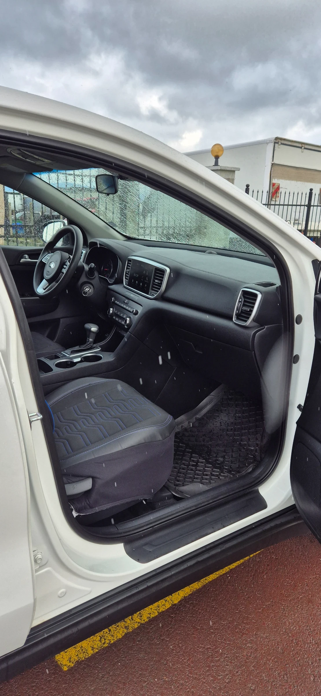 Kia Sportage 2.4, снимка 5 - Автомобили и джипове - 54580441