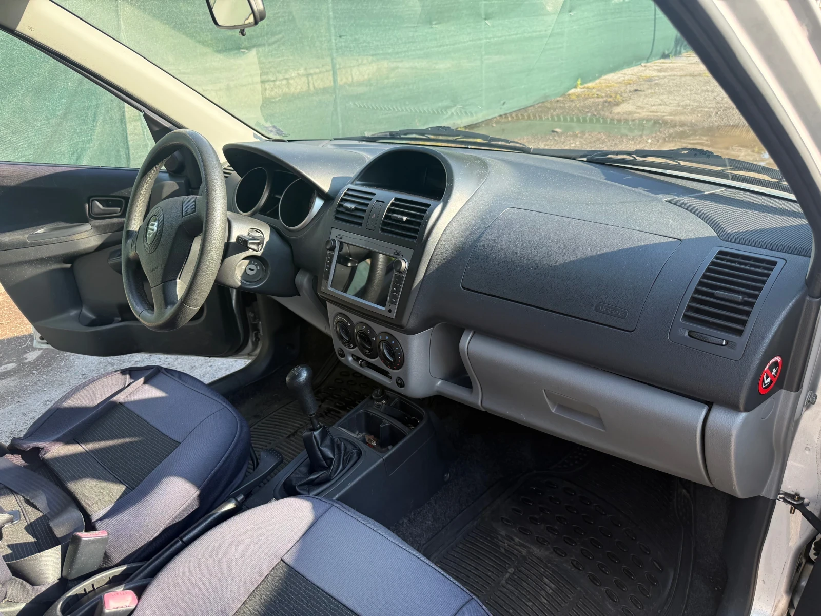 Suzuki Ignis, снимка 9 - Автомобили и джипове - 55006123