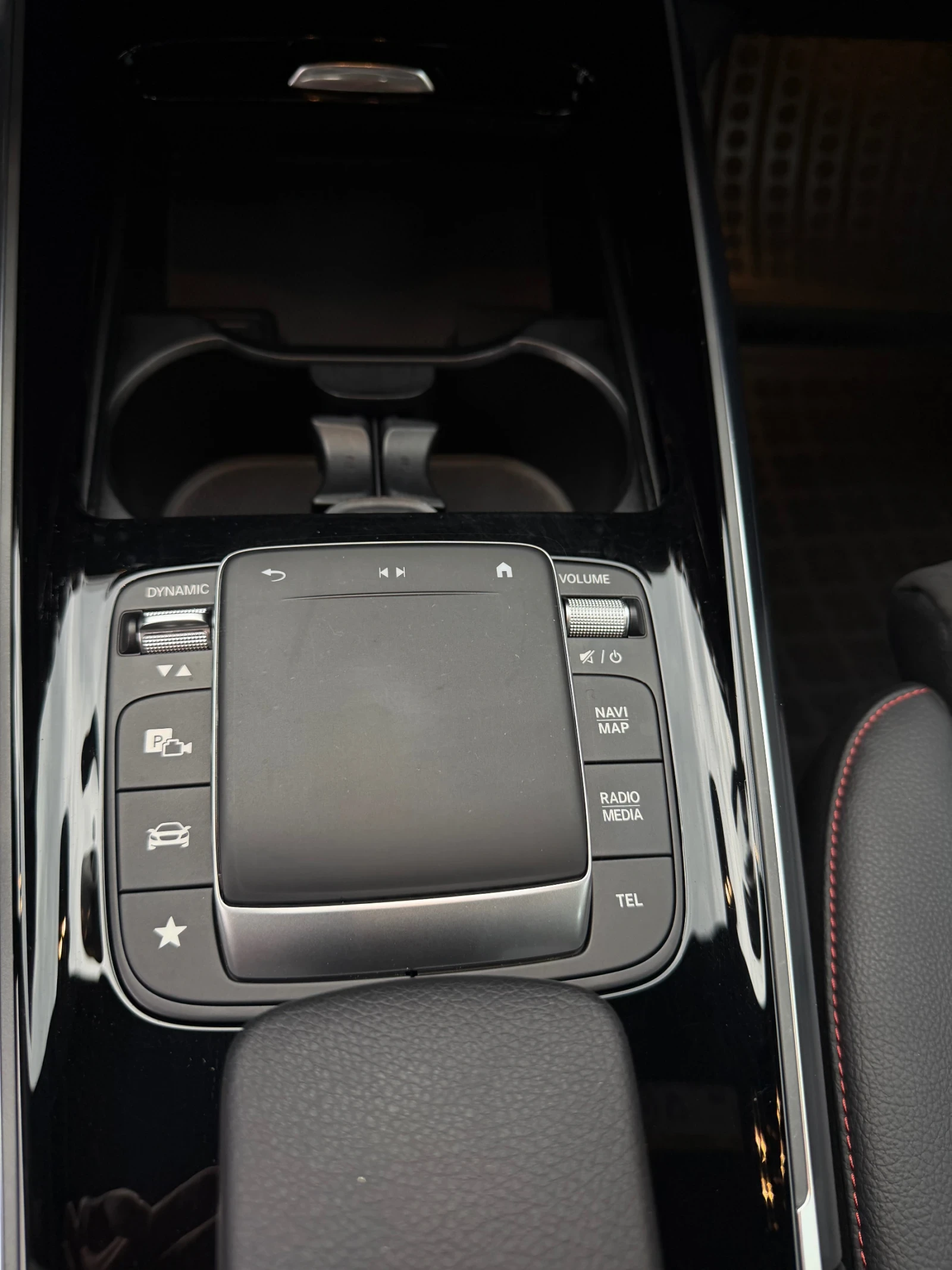 Mercedes-Benz EQA 250 PREMIUM, снимка 16 - Автомобили и джипове - 55102377