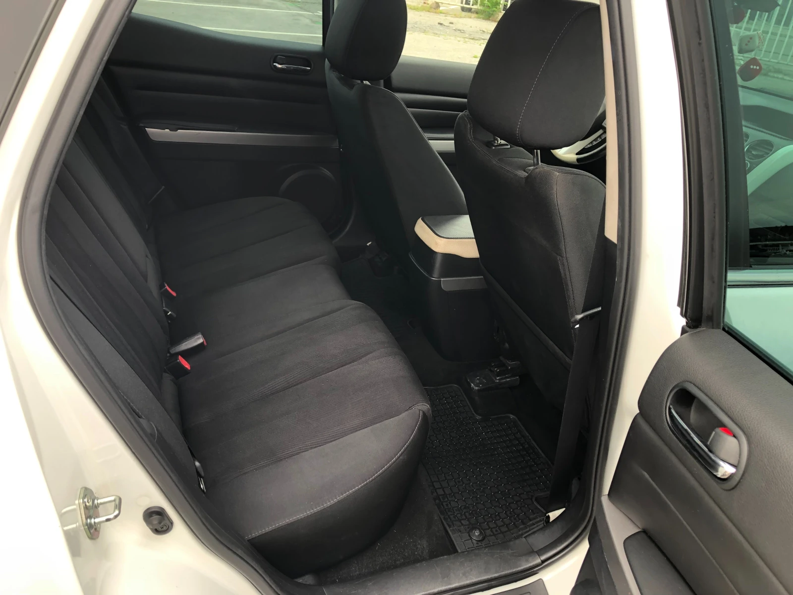 Mazda CX-7, снимка 4 - Автомобили и джипове - 55545092