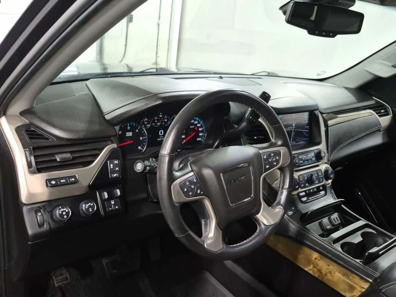 Gmc Yukon * DENALI * CARFAX * , снимка 6 - Автомобили и джипове - 55650957