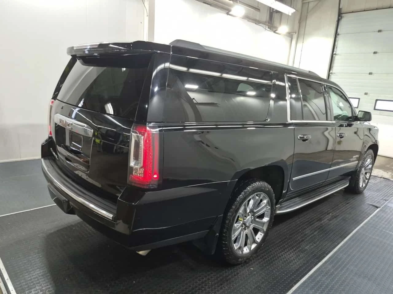 Gmc Yukon * DENALI * CARFAX * , снимка 3 - Автомобили и джипове - 55650957