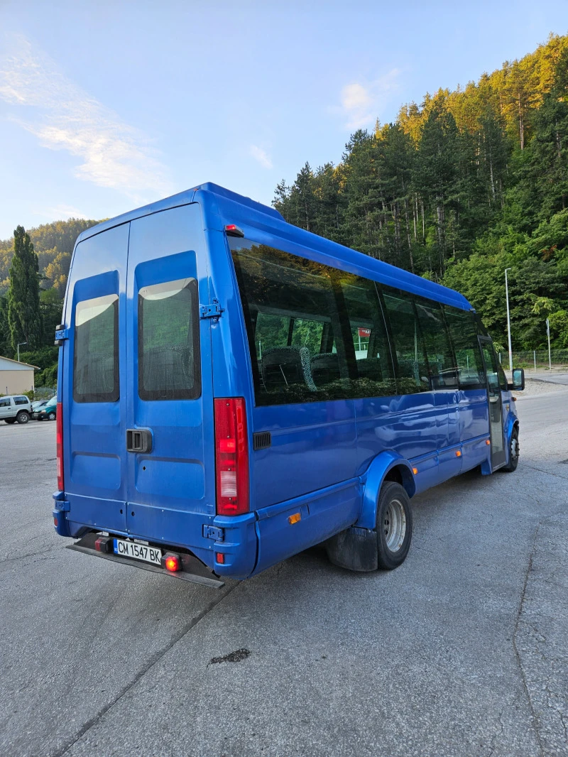 Iveco Daily 23 места, ПРОДАДЕН, снимка 3 - Бусове и автобуси - 46484731