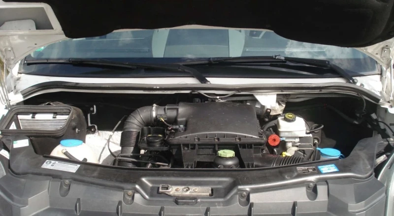 VW Crafter 2.0 TDI, снимка 4 - Бусове и автобуси - 51801354