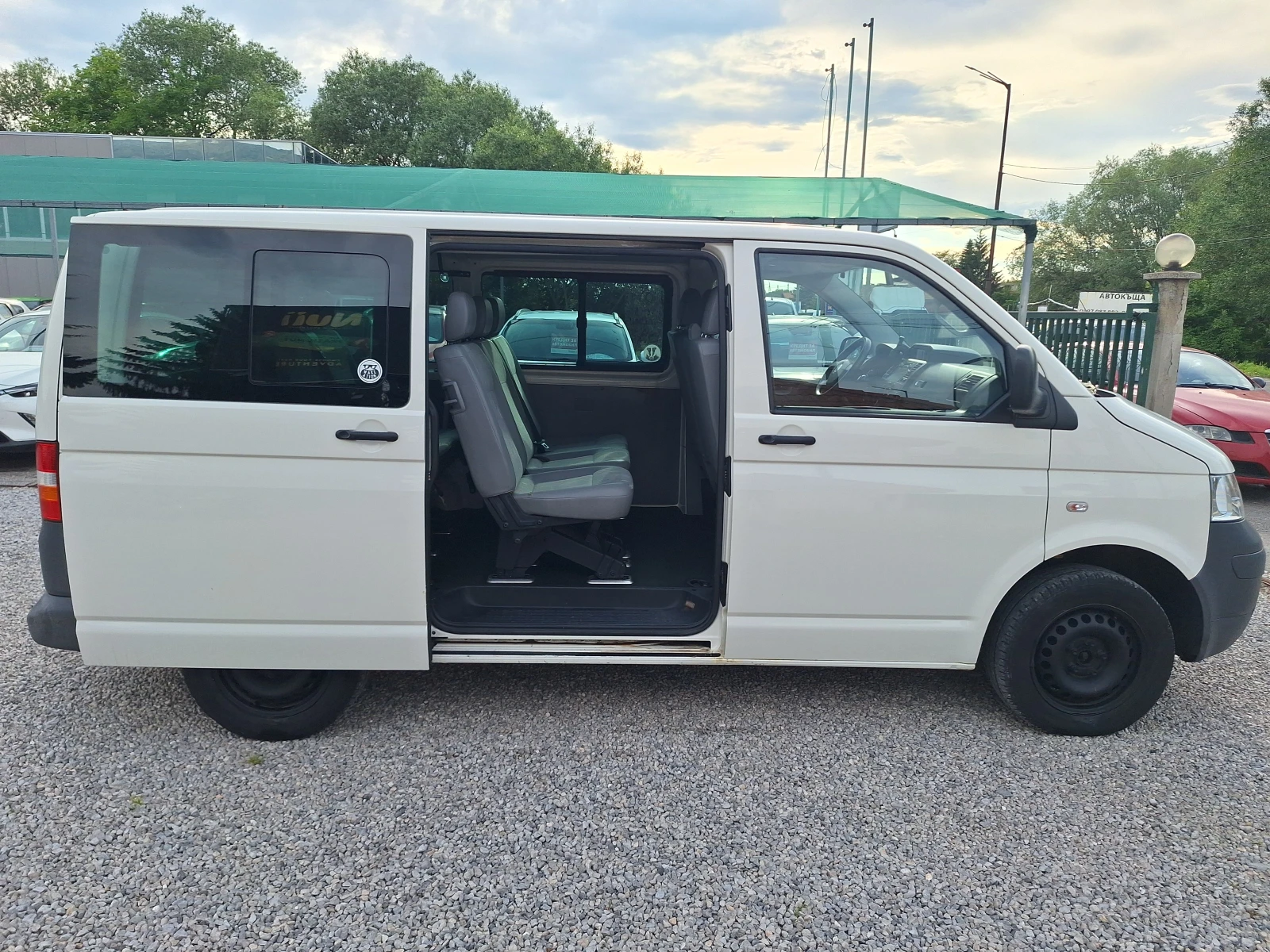 VW Transporter 2.5tdi 131ks 4x4 9 Mesta Klima!, снимка 3 - Бусове и автобуси - 55884503