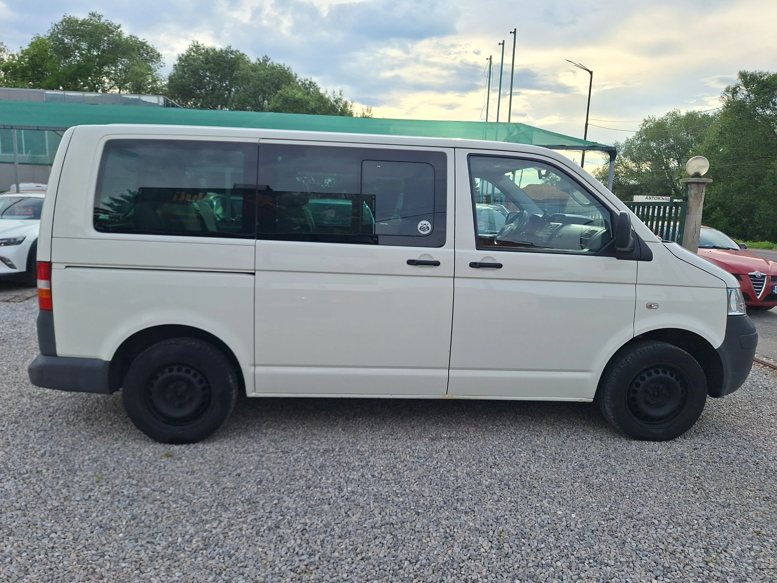 VW Transporter 2.5tdi 131ks 4x4 9 Mesta Klima!, снимка 2 - Бусове и автобуси - 55884503