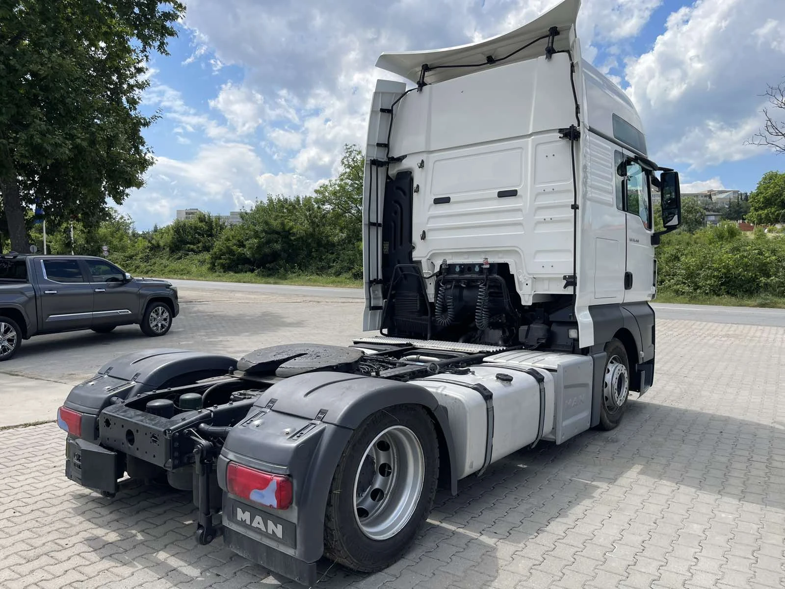 Man Tgx TGX18.460 EURO 6, снимка 5 - Камиони - 55155160