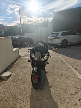 Обява за продажба на Honda Cbr Cbr fireblade 1000 ~12 900 лв. - изображение 7 | Auto.bg Обява за продажба на Honda Cbr Cbr fireblade 1000 ~12 900 лв. - изображение 7