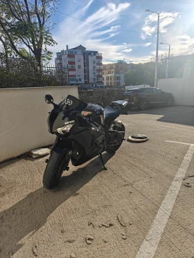 Обява за продажба на Honda Cbr Cbr fireblade 1000 ~12 900 лв. - изображение 6 | Auto.bg Обява за продажба на Honda Cbr Cbr fireblade 1000 ~12 900 лв. - изображение 6