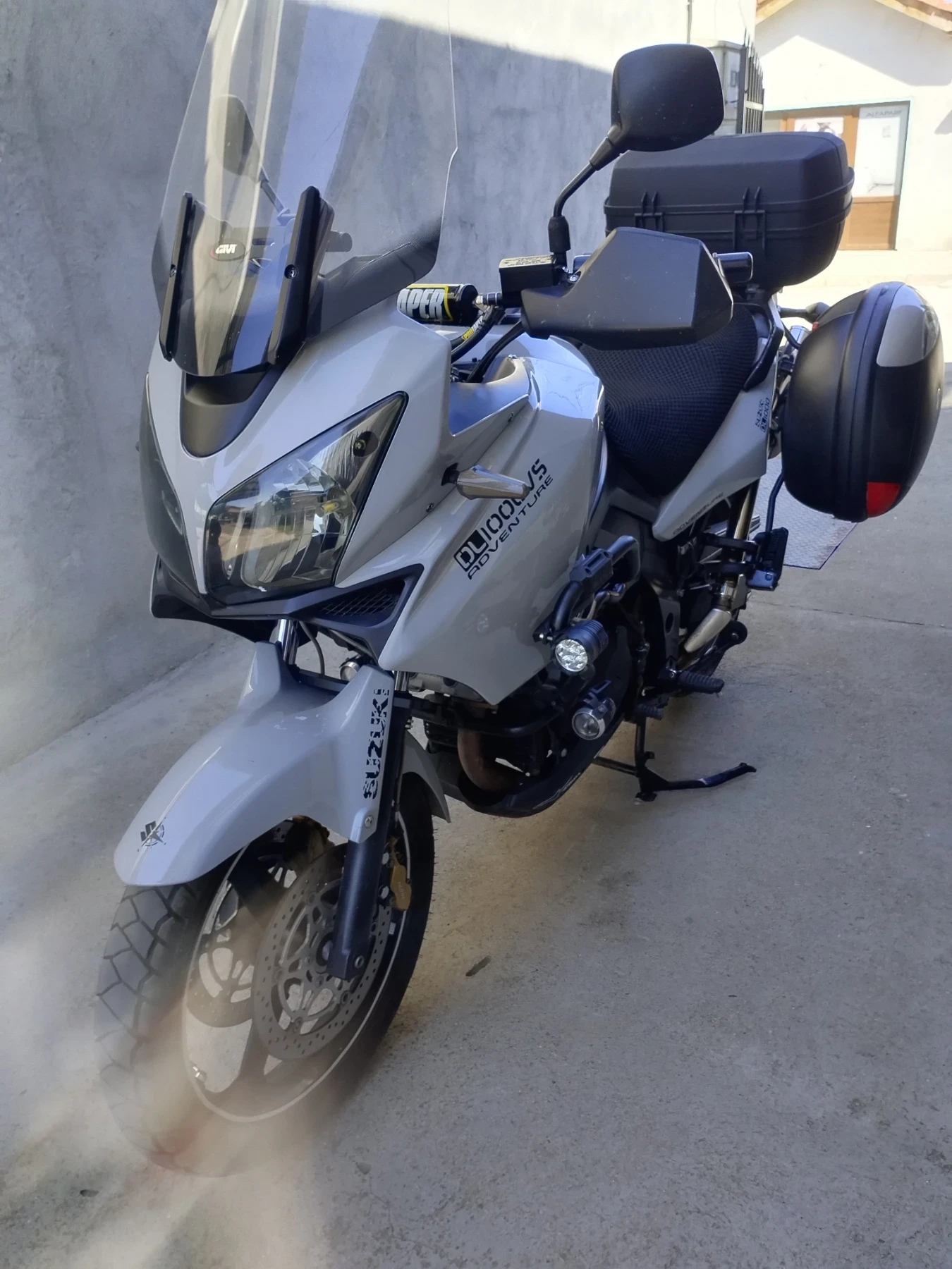 Suzuki V-strom