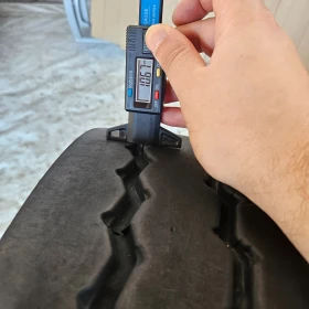 Гуми Всесезонни 235/75R17.5, снимка 4