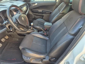 Alfa Romeo Giulietta 1.75Т, снимка 8