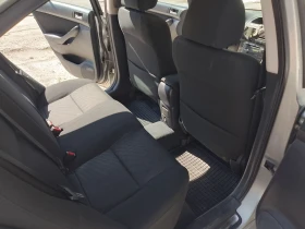 Обява за продажба на Toyota Avensis ~5 800 лв. - изображение 8
