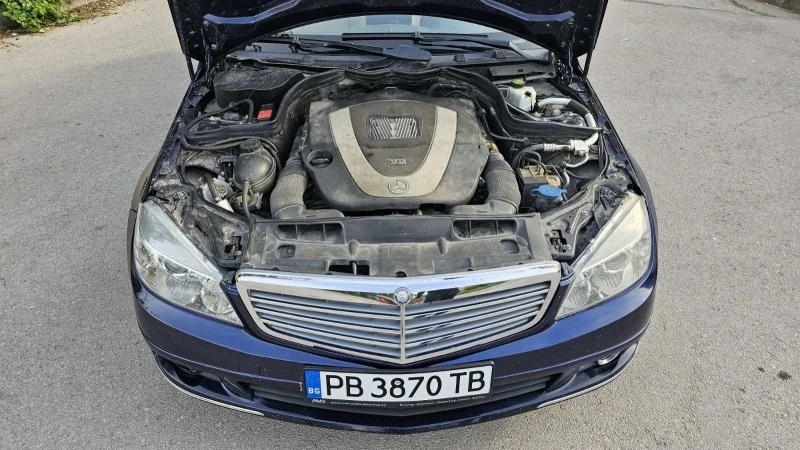 Mercedes-Benz C 300 C300, снимка 11 - Автомобили и джипове - 46992280