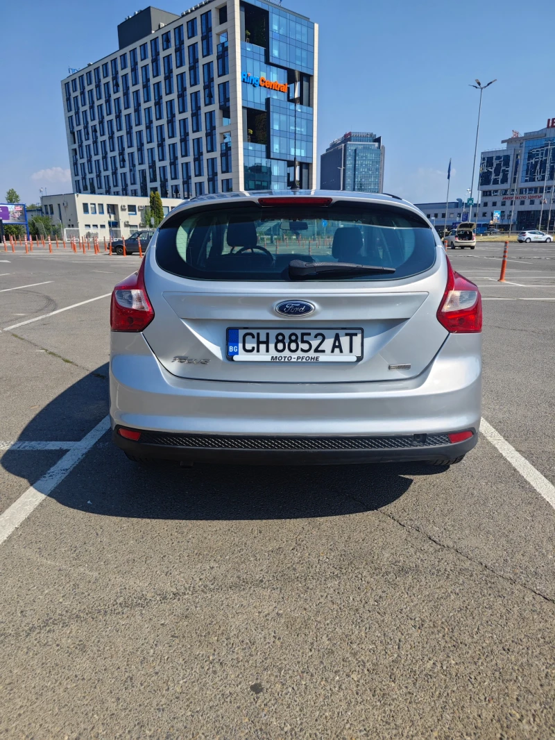 Ford Focus 1.0 Ecoboost, снимка 8 - Автомобили и джипове - 46935536