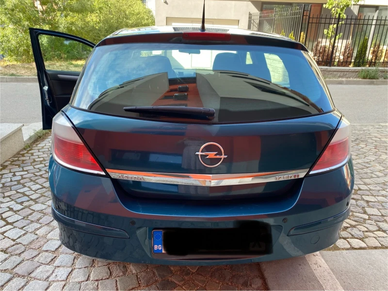 Opel Astra 1.7 CDTI, снимка 3 - Автомобили и джипове - 48098788