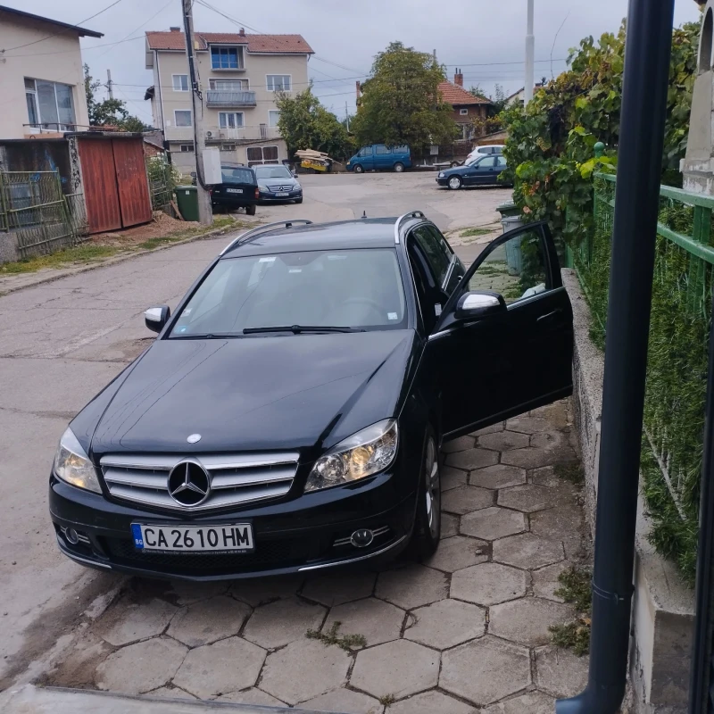 Mercedes-Benz C 220, снимка 1 - Автомобили и джипове - 47206461