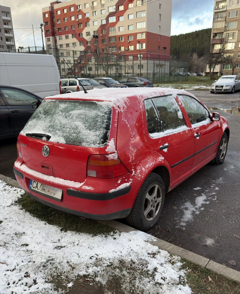 VW Golf, снимка 4 - Автомобили и джипове - 48497775