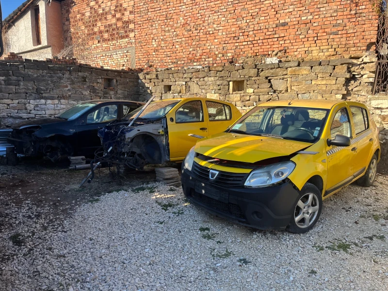 Dacia Sandero 3бр ЗА ЧАСТИ !!, снимка 2 - Автомобили и джипове - 48794905