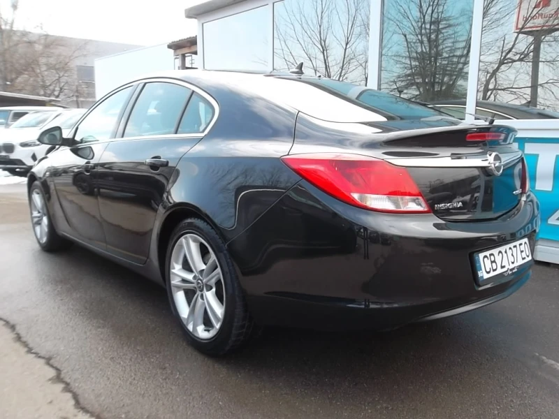 Opel Insignia 2.0 CDTI, NAVY, снимка 2 - Автомобили и джипове - 49271484