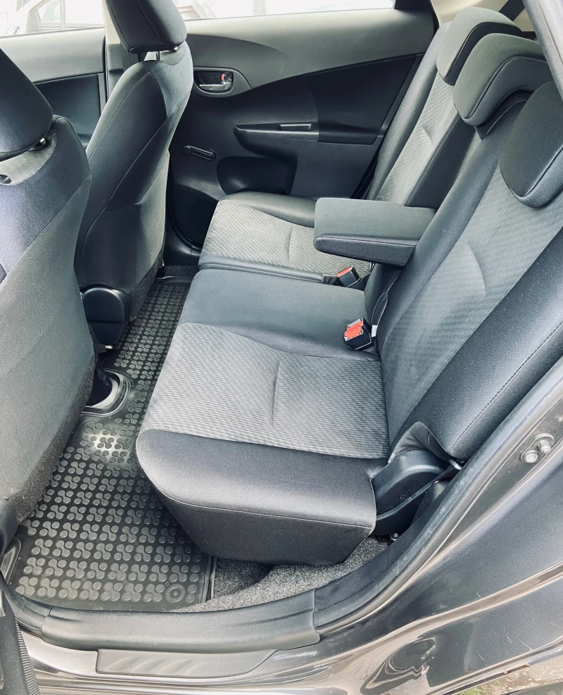 Toyota Verso S 1.33vvt-i, снимка 5 - Автомобили и джипове - 52824356