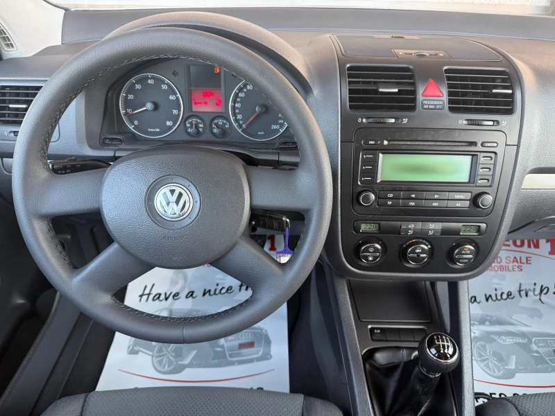 VW Golf 1.6i TOP, снимка 9 - Автомобили и джипове - 50646927