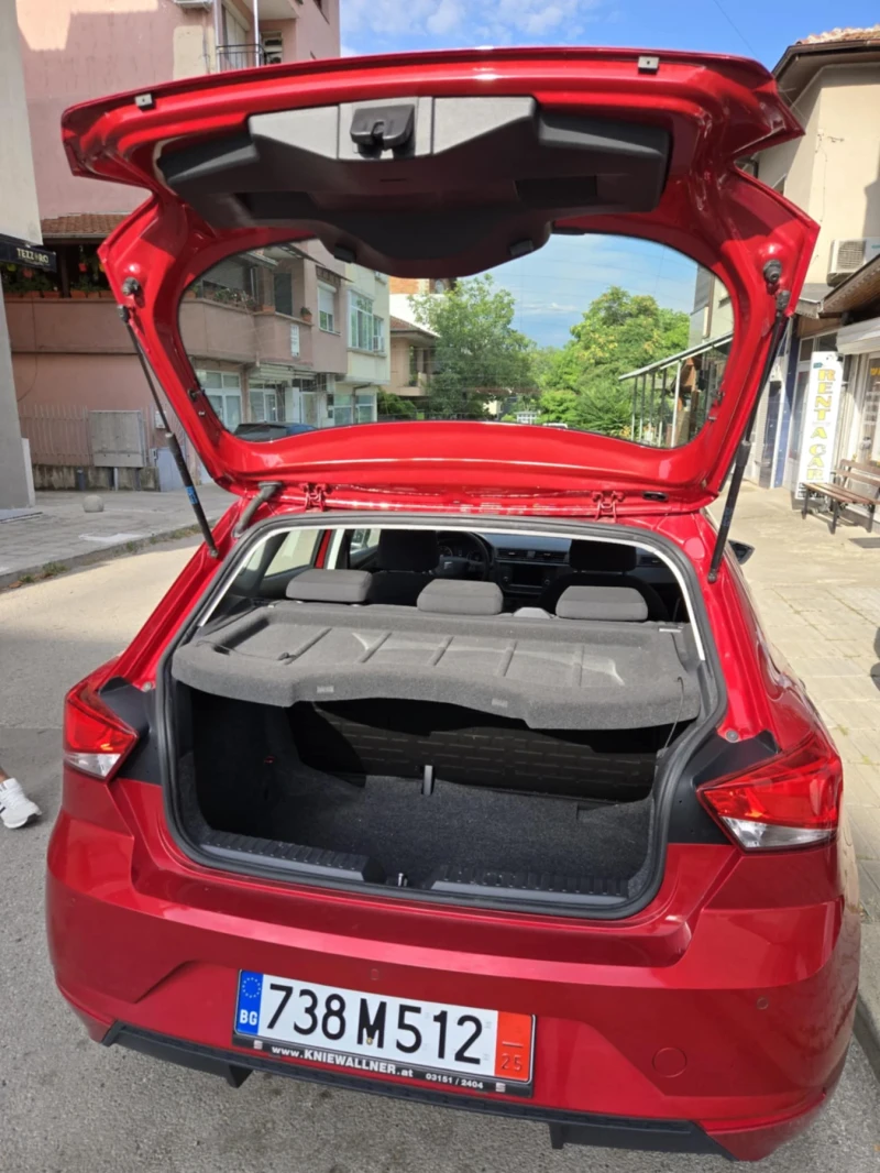 Seat Ibiza 1.0 FSI, снимка 2 - Автомобили и джипове - 51945484