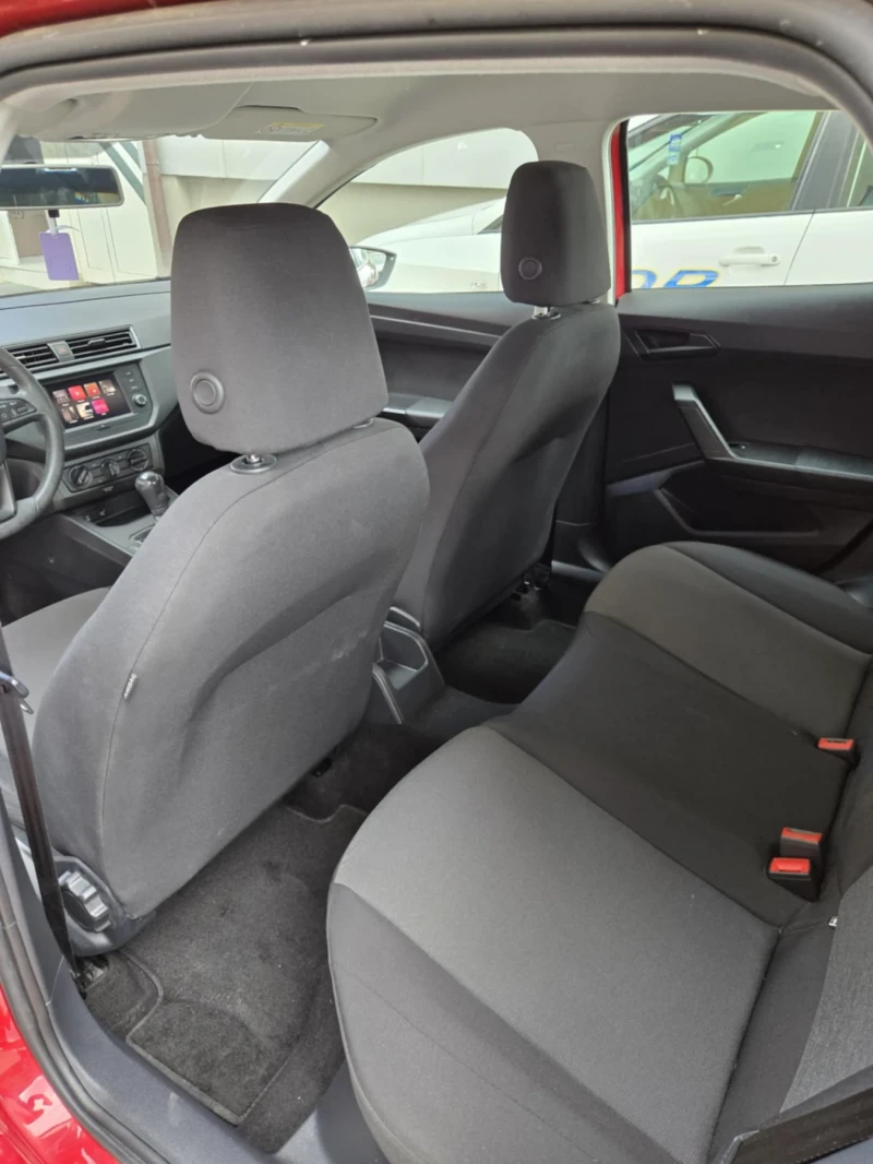 Seat Ibiza 1.0 FSI, снимка 6 - Автомобили и джипове - 51945484