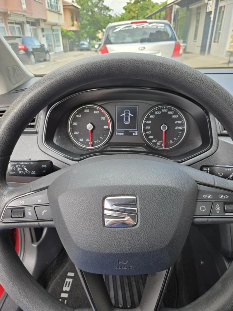 Seat Ibiza 1.0 FSI, снимка 7 - Автомобили и джипове - 51945484