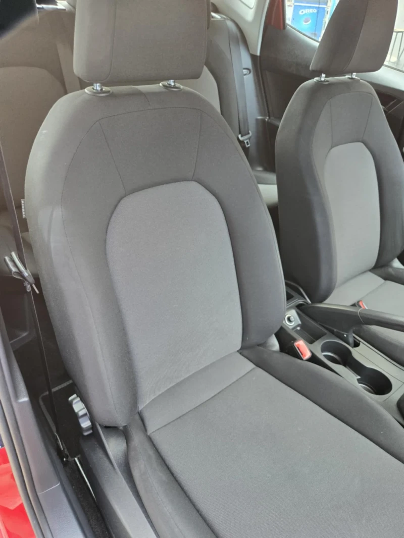 Seat Ibiza 1.0 FSI, снимка 11 - Автомобили и джипове - 51945484