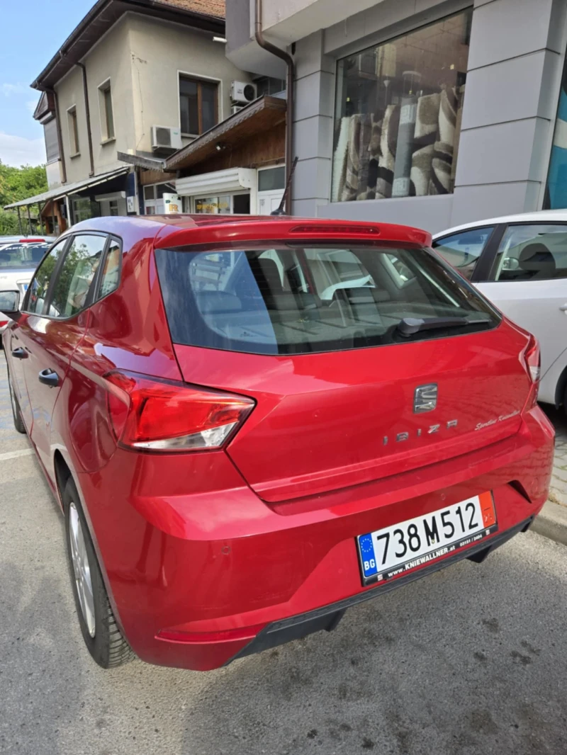 Seat Ibiza 1.0 FSI, снимка 3 - Автомобили и джипове - 51945484